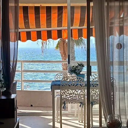 Playa De Levante 아파트 *